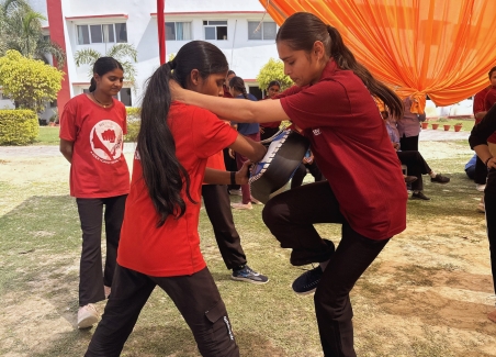 Study Hall College hosts three-day Self-Defense Training for students with Red Brigade